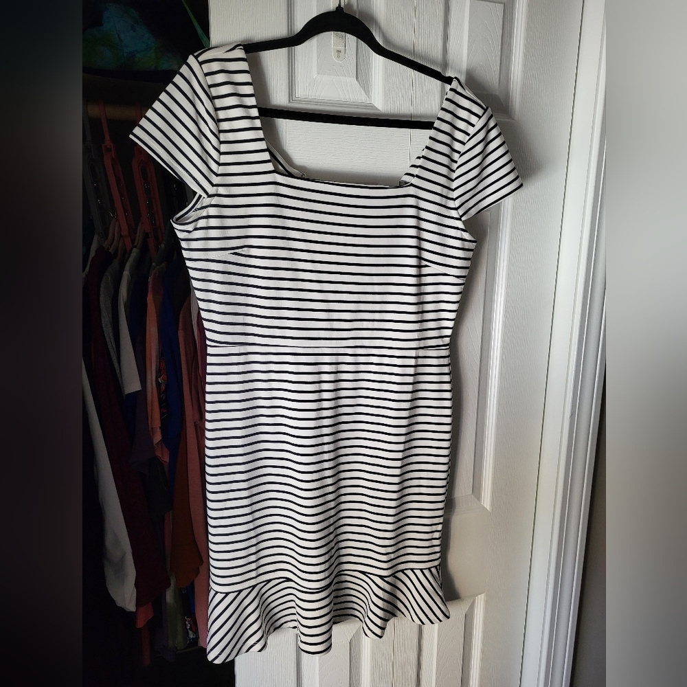 Size 12 Banana Republic Dress